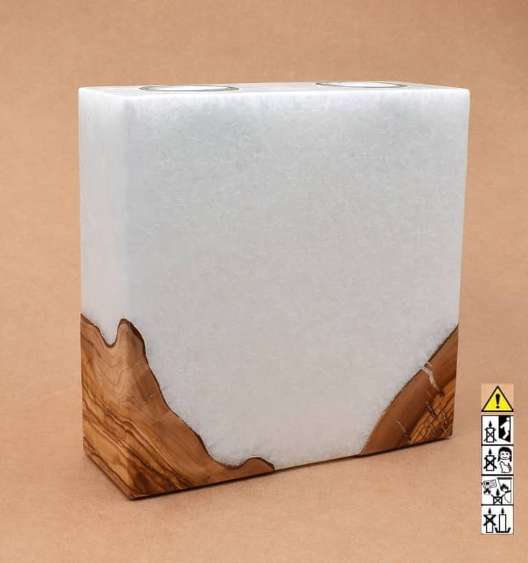 Kerze mit Holz Unikat Quader 70 x 200 x 200 mm 2 x Teelicht Nr.6. Jetzt in unserem Geschenke Onlineshop kaufen.
