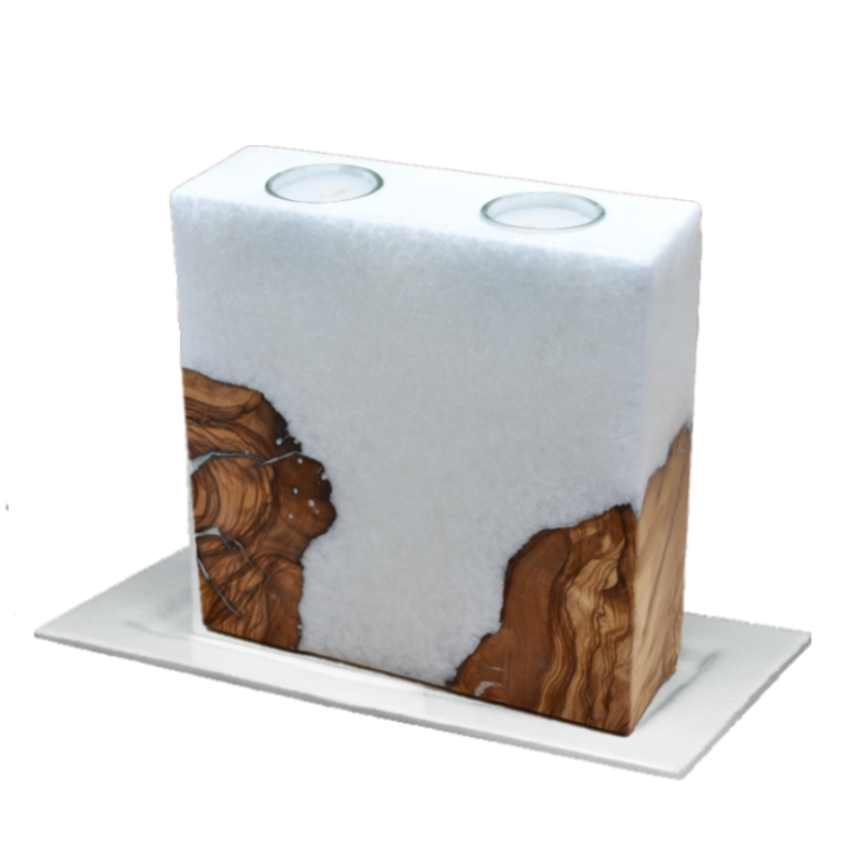 Kerze mit Holz, Unikat Holzkerze, Individuelle Hochzeitskerze mit Holzelement aus Stearin. Hochwertige individuelle Kerze mit Holzelementen im Kerzen online Shop für Hochzeiten bestellen, günstig kaufen.