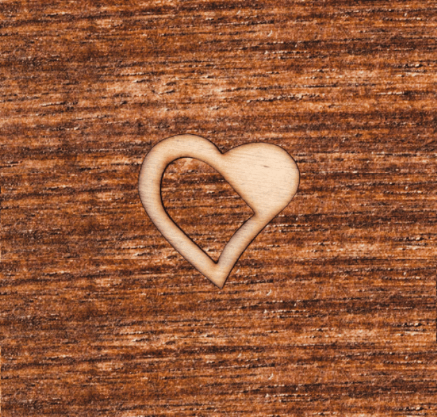 Holzherz 36 x 39 mm mit Teil - Ausschnitt für Hochzeitsanstecker