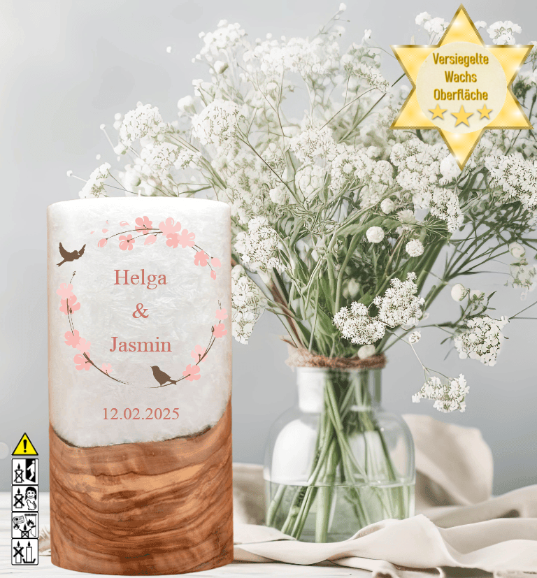 Hochzeitskerze mit Holzelement. Motiv: Vogelpaar Hochzeitskerze mit Holzelement. Motiv: Vogelpaar günstig in unserem Onlineshop kaufen. Personalisierte Hochzeitskerze online kaufen