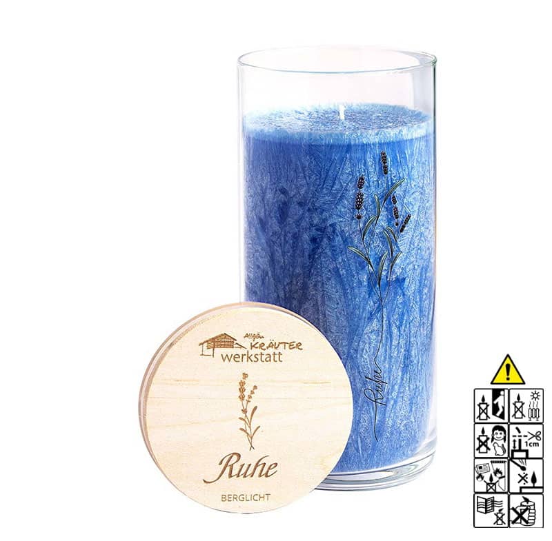 Allgäuer Heilkräuterkerze zum Thema  Ruhe  Heilkräuterkerze Naturkraft Berglicht. Als Geschenk für Sie oder Ihn. 100% Vegane Kerze. Hergestellt aus Olivenöl. Jetzt in unserem Kerzen Onlineshop kaufen.