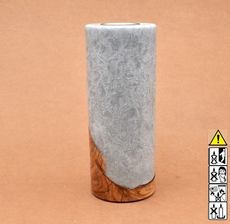 Hochzeitskerze, Kerze mit Holzeinsatz, Teelicht rund, grau. Individuelle, perönliche Hochzeitskerze  im Kerzen online Shop für Hochzeiten bestellen, günstig kaufen.