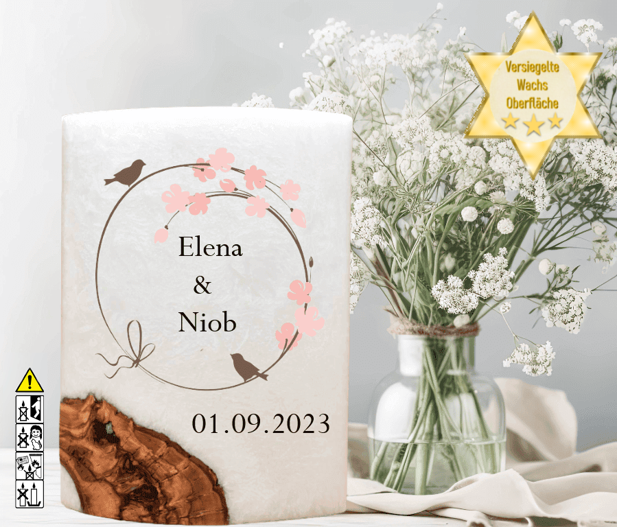 Hochzeitskerze mit Holzelement. Motiv: Vogelpaar Hochzeitskerze mit Holzelement. Motiv: Vogelpaar günstig in unserem Onlineshop kaufen. Personalisierte Hochzeitskerze online kaufen