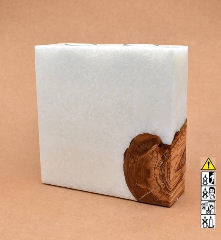 Kerze mit Holz Unikat Quader 70 x 200 x 200 mm 2 x Teelicht Nr.6. Jetzt in unserem Geschenke Onlineshop kaufen.