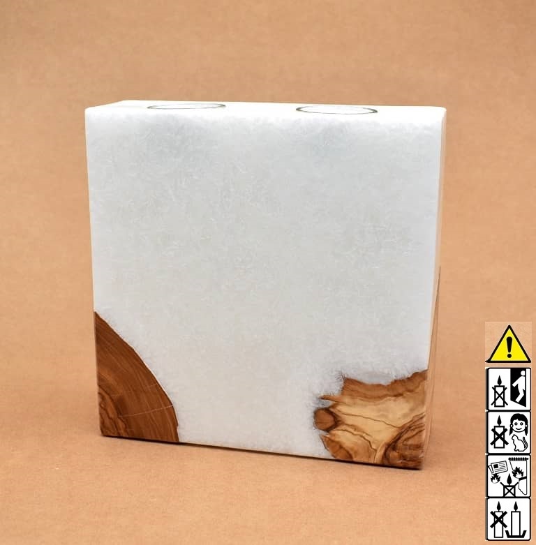 Kerze mit Holz Unikat Quader 70 x 200 x 200 mm 2 x Teelicht Nr.6. Jetzt in unserem Geschenke Onlineshop kaufen.