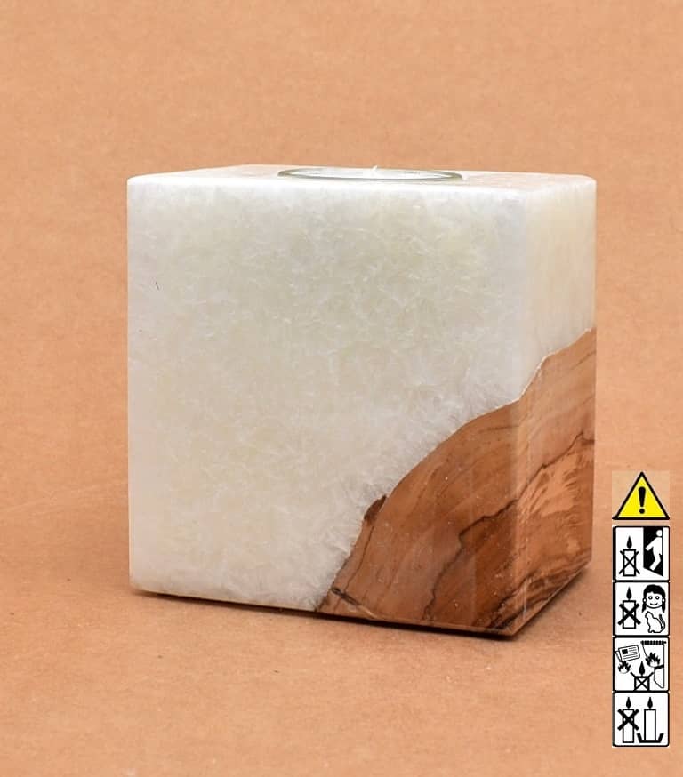 Kerze mit Holzeinsatz mit einem Teelicht, Quader 70x100x100mm jede Kerze ein unikat