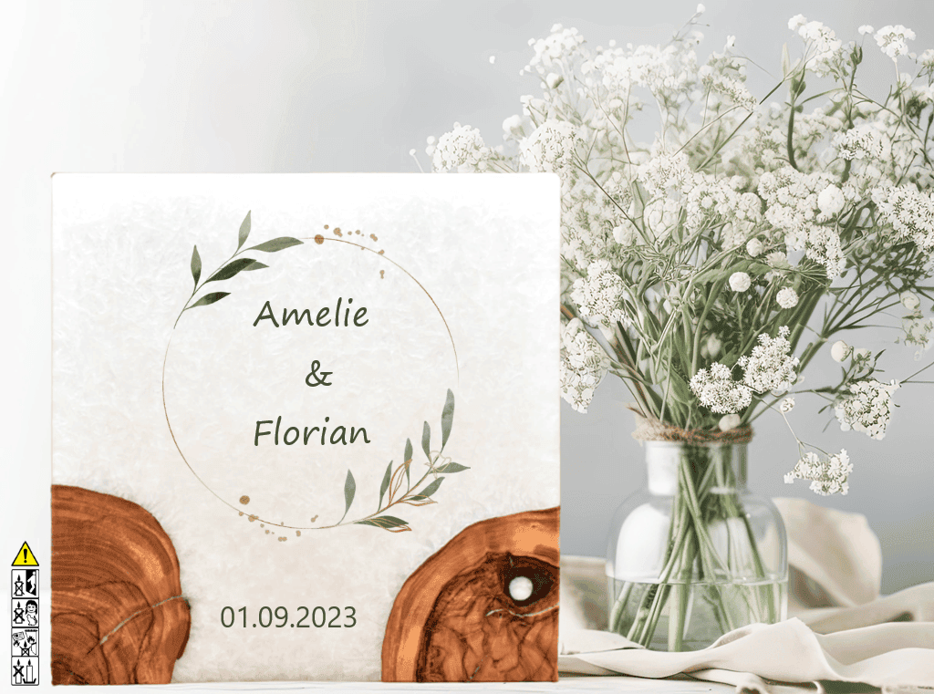 Hochzeitskerze mit Holzelement. Motiv: Olivenkranz günstig in unserem Onlineshop kaufen. Personalisierte Hochzeitskerze online kaufen