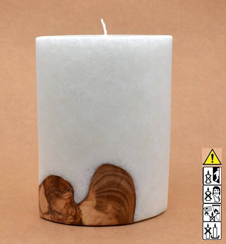 Ovale Kerze mit Holz. Individuelle runde Hochzeitskerze mit Holz aus Stearin. Kerze mit Holzelement, Individuelle, persönliche Hochzeitskerze Holzkerze, Rund Stearinoptik, Hochzeitskerze mit Teelicht im Kerzen online Shop für Hochzeiten bestellen, günstig kaufen.