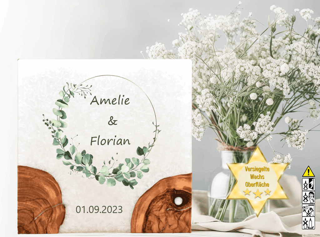 Hochzeitskerze mit Holzelement. Motiv: Eukalyptus Ring gold günstig in unserem Onlineshop kaufen. Personalisierte Hochzeitskerze online kaufen